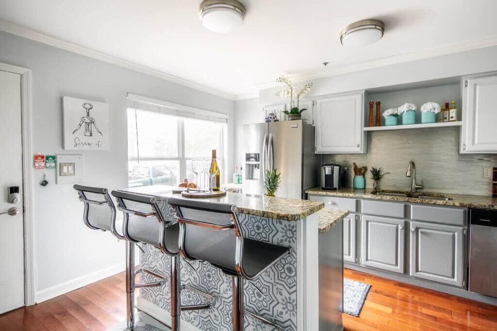 Walk To Broadway Charming Modern Historic Townhome Nashville Luaran gambar