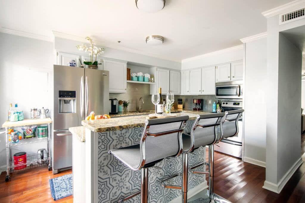 Walk To Broadway Charming Modern Historic Townhome Nashville Luaran gambar